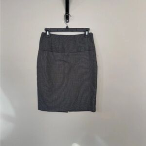 The Limited - Women’s Gray Pencil Skirt - Size 2